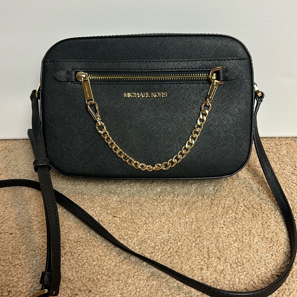 Michael Kors crossbody purse